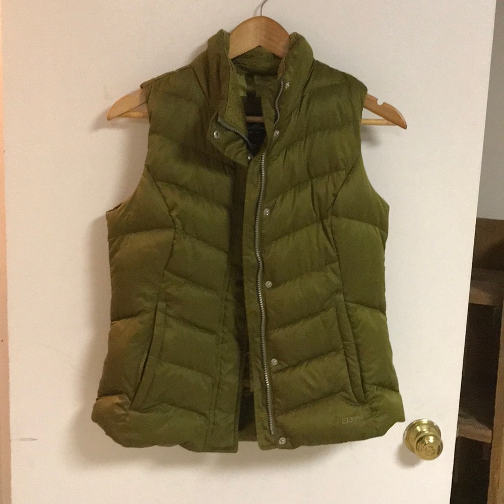 Eddie Bauer down vest